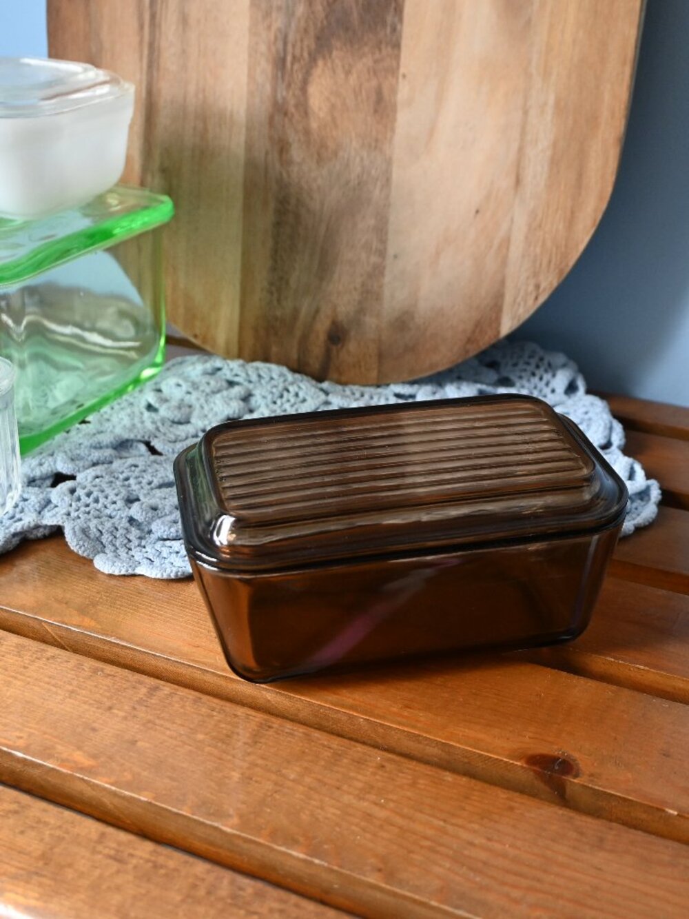 Vintage Amber Pyrex 502-B Refrigerator Dish with Ribbed Lid 750 ml